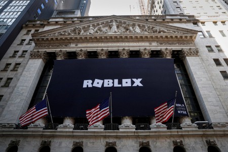 Roblox set to launch paid videogames on its virtual platform