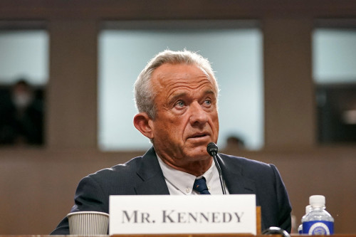 US Senate advances Robert F. Kennedy Jr. health nomination toward confirmation